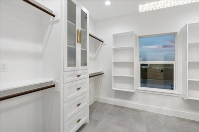 Welcome to your Waterfront coastal dream home on half acre lot - photo 22