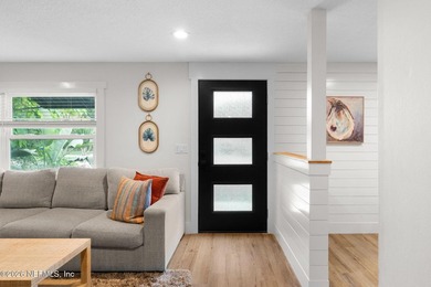 Live the Ponte Vedra Beach lifestyle in this beautifully updated - photo 6