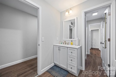 Turnkey student housing investment near USC-Union, fully leased - photo 31