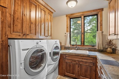 PREMIER WATERFRONT LIVING ON COEUR D'ALENE LAKE NEAR ROCKFORD - photo 32