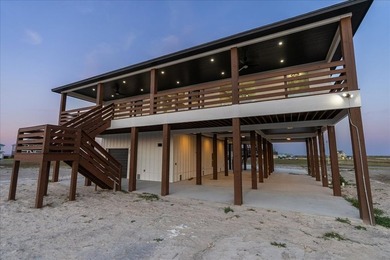 Welcome to your Waterfront coastal dream home on half acre lot - photo 33