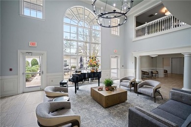 VRM: SELLER WILL ENTERTAIN BETWEEN $399,000 - $410,000. The list