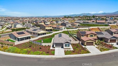 Please contact listing agent Sandra Escudero prior to showing - photo 31