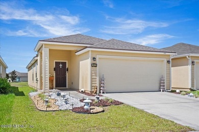 Luxurious upgrades + low maintenance + a water view!! You will - photo 1