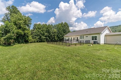 Welcome to 90 Saddle Club Lane - a rare opportunity offering - photo 44