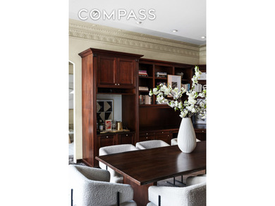 Historic and Elegant Residence in a Landmark Building Welcome to - photo 8