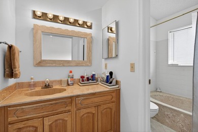 MOVE IN READY Townhouse in gated community. 2 PRIMARY SUITES - photo 11