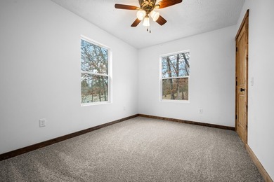 MOTIVATED SELLERS! Beautiful NEW CONSTRUCTION retreat on The - photo 12