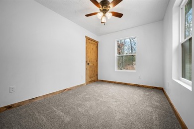 MOTIVATED SELLERS! Beautiful NEW CONSTRUCTION retreat on The - photo 18