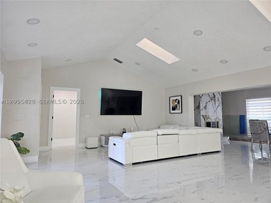 Modern heated pool and spa 4/2 Single-story residence in PGA - photo 21