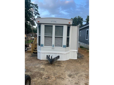 Large Park Trailer with two bedrooms. One and one half bathrooms - photo 22