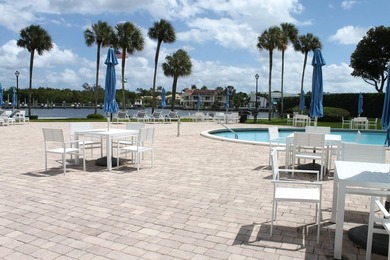 Luxuriously Renovated Waterfront Living in East Boca Raton - photo 23
