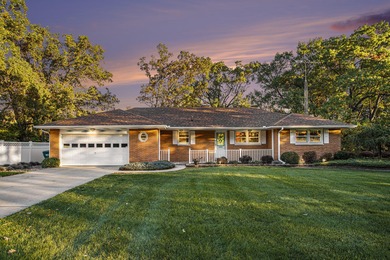 (private lake, pond, creek) Home For Sale in Vicksburg Michigan