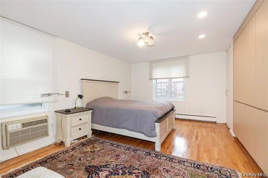 Discover Comfort And Convenience In This Spacious 2-Bedroom - photo 11