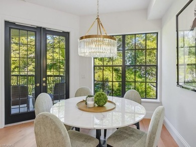 A RARE DOWNTOWN NAPLES OFFERING-Completely renovated, 1-mile to - photo 11