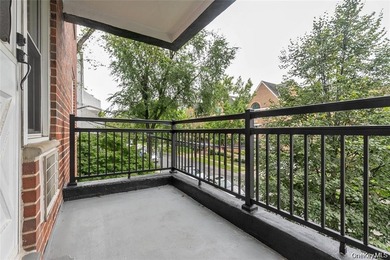 Discover Comfort And Convenience In This Spacious 2-Bedroom - photo 16