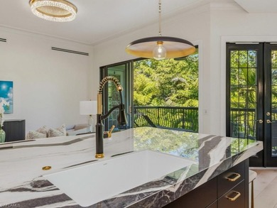 A RARE DOWNTOWN NAPLES OFFERING-Completely renovated, 1-mile to - photo 16