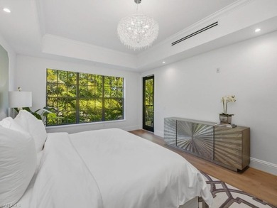 A RARE DOWNTOWN NAPLES OFFERING-Completely renovated, 1-mile to - photo 19