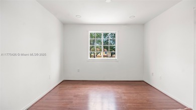 Discover a beautiful townhome in the heart of Miramar-an updated - photo 22