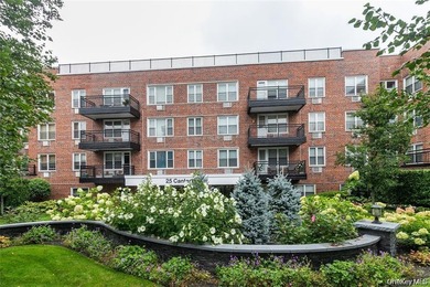 Discover Comfort And Convenience In This Spacious 2-Bedroom - photo 23