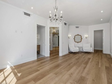 A RARE DOWNTOWN NAPLES OFFERING-Completely renovated, 1-mile to - photo 24