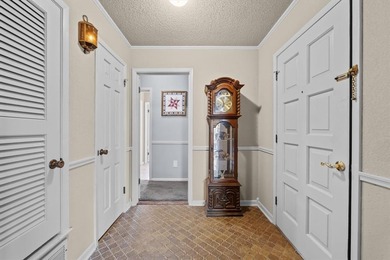 MUST SEE!!One of a kind Woodway property tucked away at the end - photo 4