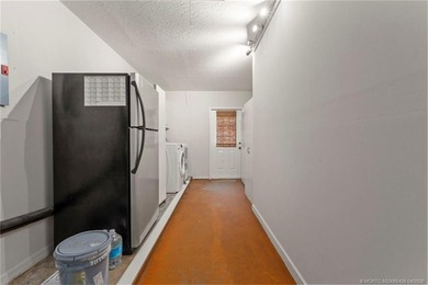 Country Cutie! Lovely 3 bed 2 bath lake front home situated on - photo 24