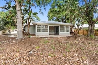 Country Cutie! Lovely 3 bed 2 bath lake front home situated on - photo 25