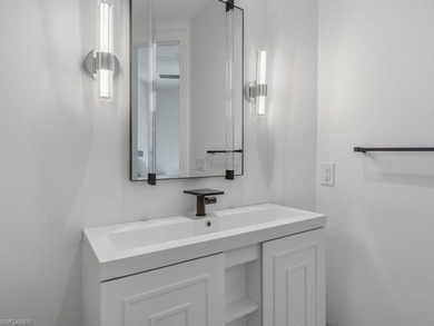 A RARE DOWNTOWN NAPLES OFFERING-Completely renovated, 1-mile to - photo 30