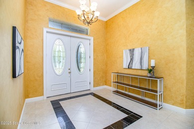 Stunning Executive Pool Home with RV/boat Garage blends elegance - photo 2