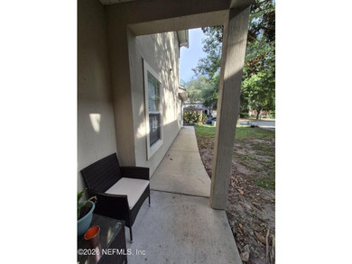 AFFORDABLE RESORT-STYLE LIVING NEAR I-295! Move-in ready 3 BR, 2 - photo 3