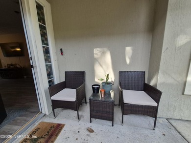 AFFORDABLE RESORT-STYLE LIVING NEAR I-295! Move-in ready 3 BR, 2 - photo 5