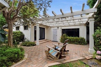 Charming 1920s single-level home situated in the highly - photo 1