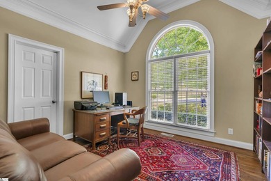 Spacious full-brick 4-bedroom, 3-bath home with a primary suite - photo 19