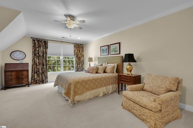 Spacious full-brick 4-bedroom, 3-bath home with a primary suite - photo 23