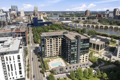 Wake up to one of the most iconic views in Minneapolis - photo 27
