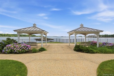 Watermark Pointe presents a rare opportunity to enjoy sweeping - photo 29