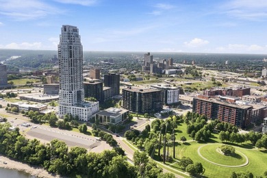 Wake up to one of the most iconic views in Minneapolis - photo 29