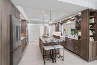 Enjoy exceptional country club living in this beautifully - photo 9