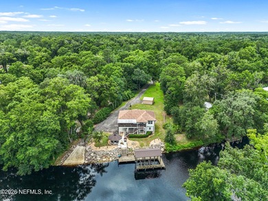 Wake up to Black Creek right outside your door. This waterfront - photo 1