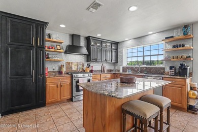 This gorgeous 3,320 sq ft remodeled cedar home sits on nearly an - photo 12