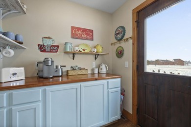 Custom-Built Lake Home on Island Lake in the Copper Point - photo 21
