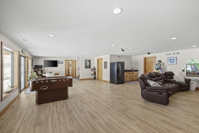 Custom-Built Lake Home on Island Lake in the Copper Point - photo 30