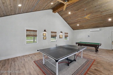 This gorgeous 3,320 sq ft remodeled cedar home sits on nearly an - photo 35