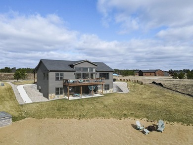 Custom-Built Lake Home on Island Lake in the Copper Point - photo 38