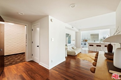 Rare opportunity to own an exceptionally spacious, beautifully - photo 4