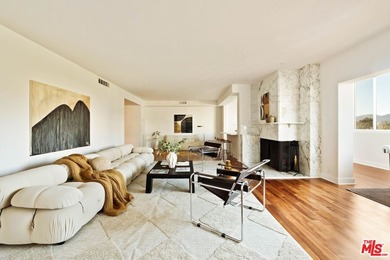 Rare opportunity to own an exceptionally spacious, beautifully - photo 8