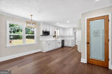 Welcome to 406 Ashford Circle- where timeless charm meets modern - photo 12