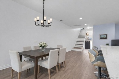 Enjoy Coastal Living in the River View ... a Beautiful and Gated - photo 12