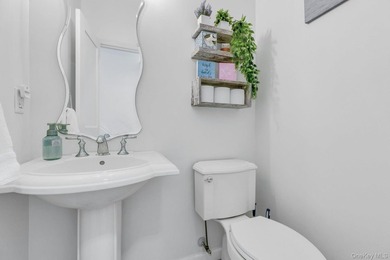 Enjoy Coastal Living in the River View ... a Beautiful and Gated - photo 17